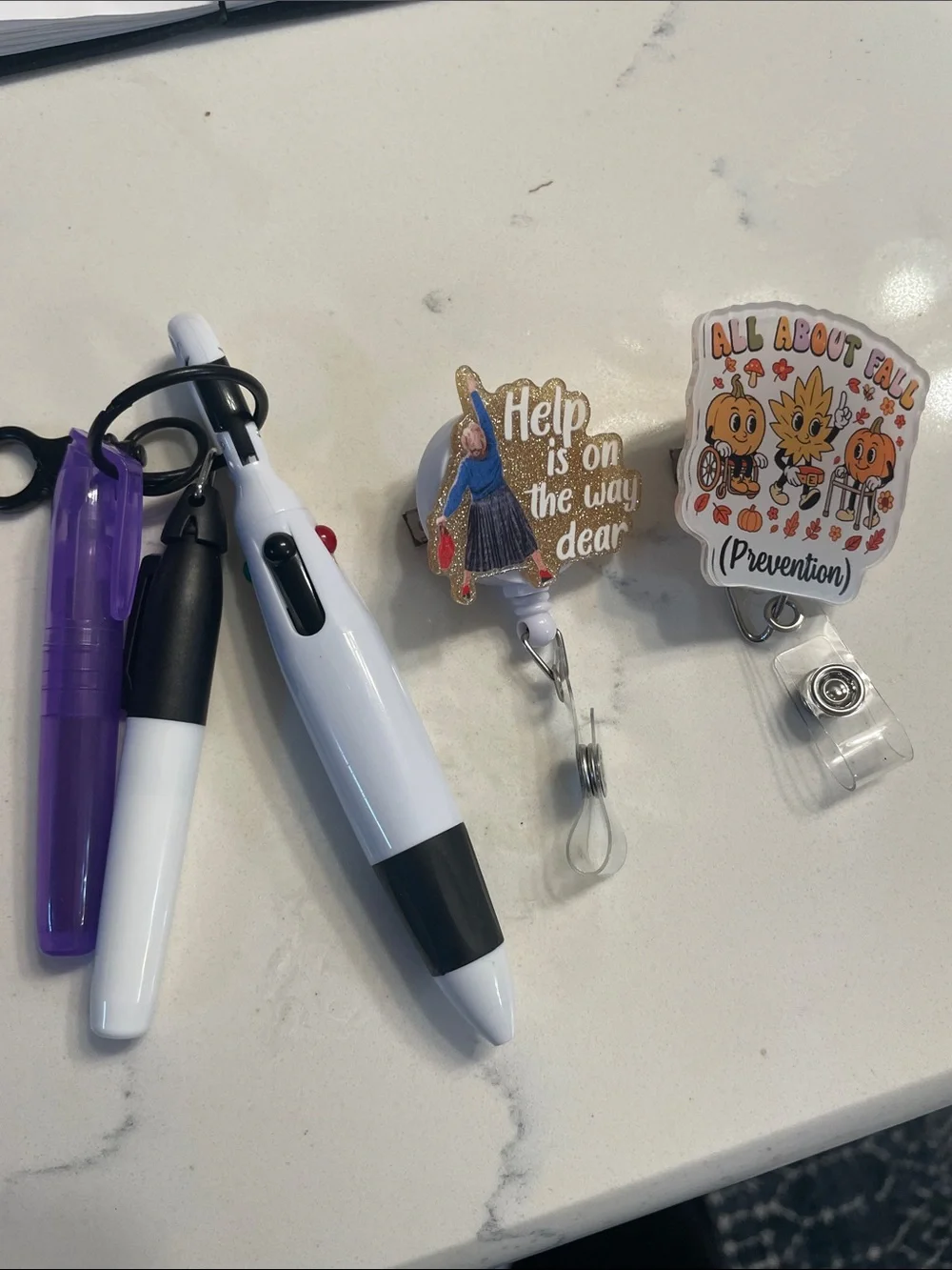 Badge reel set